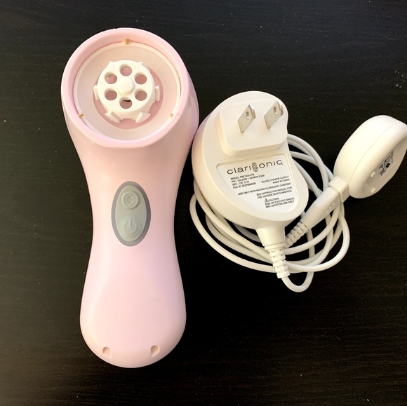 Clarisonic Other - Clarisonic Mia 2 +deep pore brush head